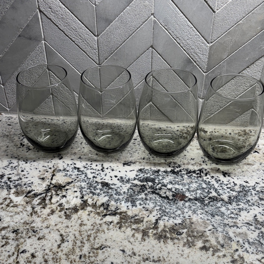 Pier 1 Gray Stemless Wine Glasses Set
